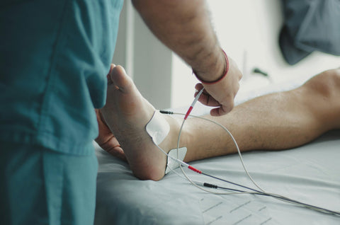 ¿Has probado la electroestimulación en fisioterapia? Así puedes usar un TENS también en casa