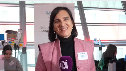 Hablando de Mr. Loris en 8madrid TV en la V Feria Senior